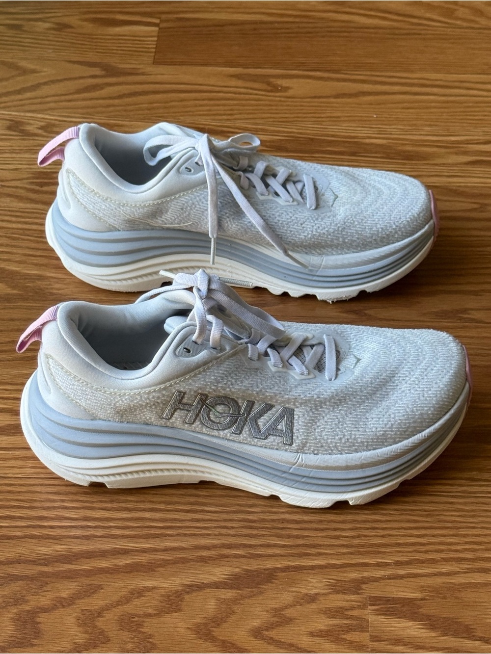 Hoka One One Gaviota 5 white & gray sneakers in US 7.5B #running #gaviota#sneake